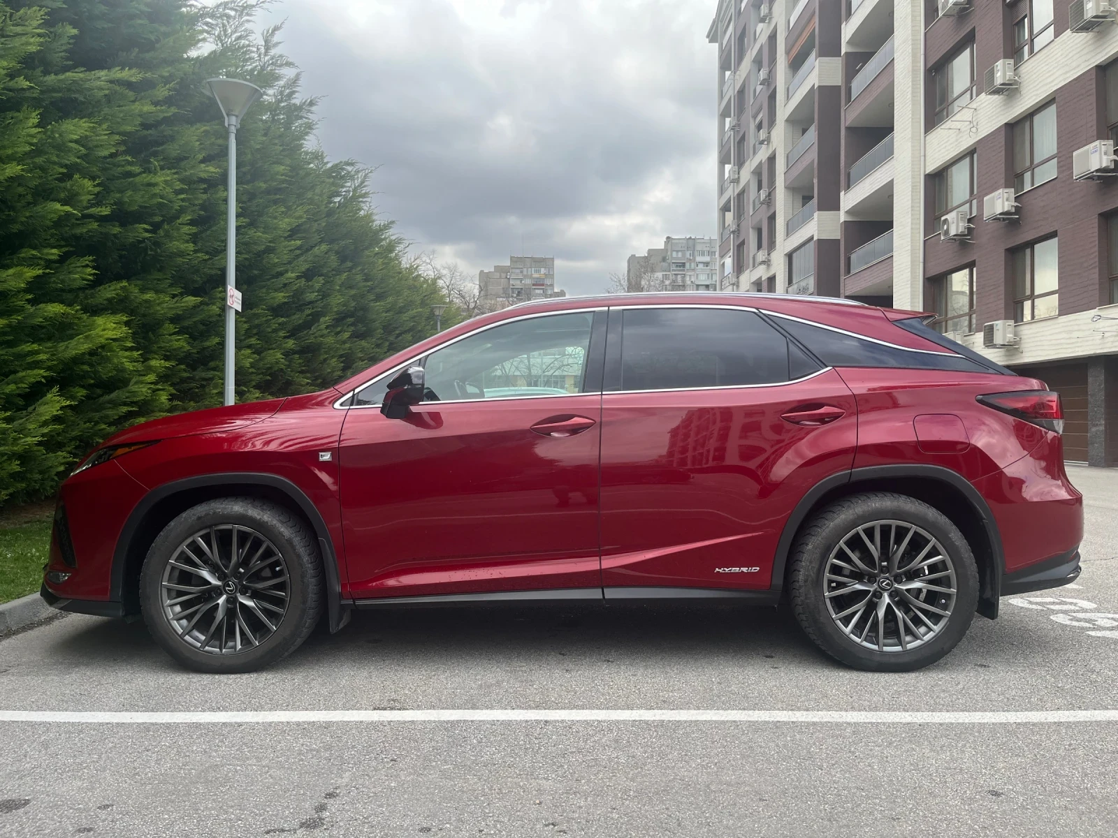 Lexus RX 450h FACELIFT - F Sport, снимка 4 - Автомобили и джипове - 54046610