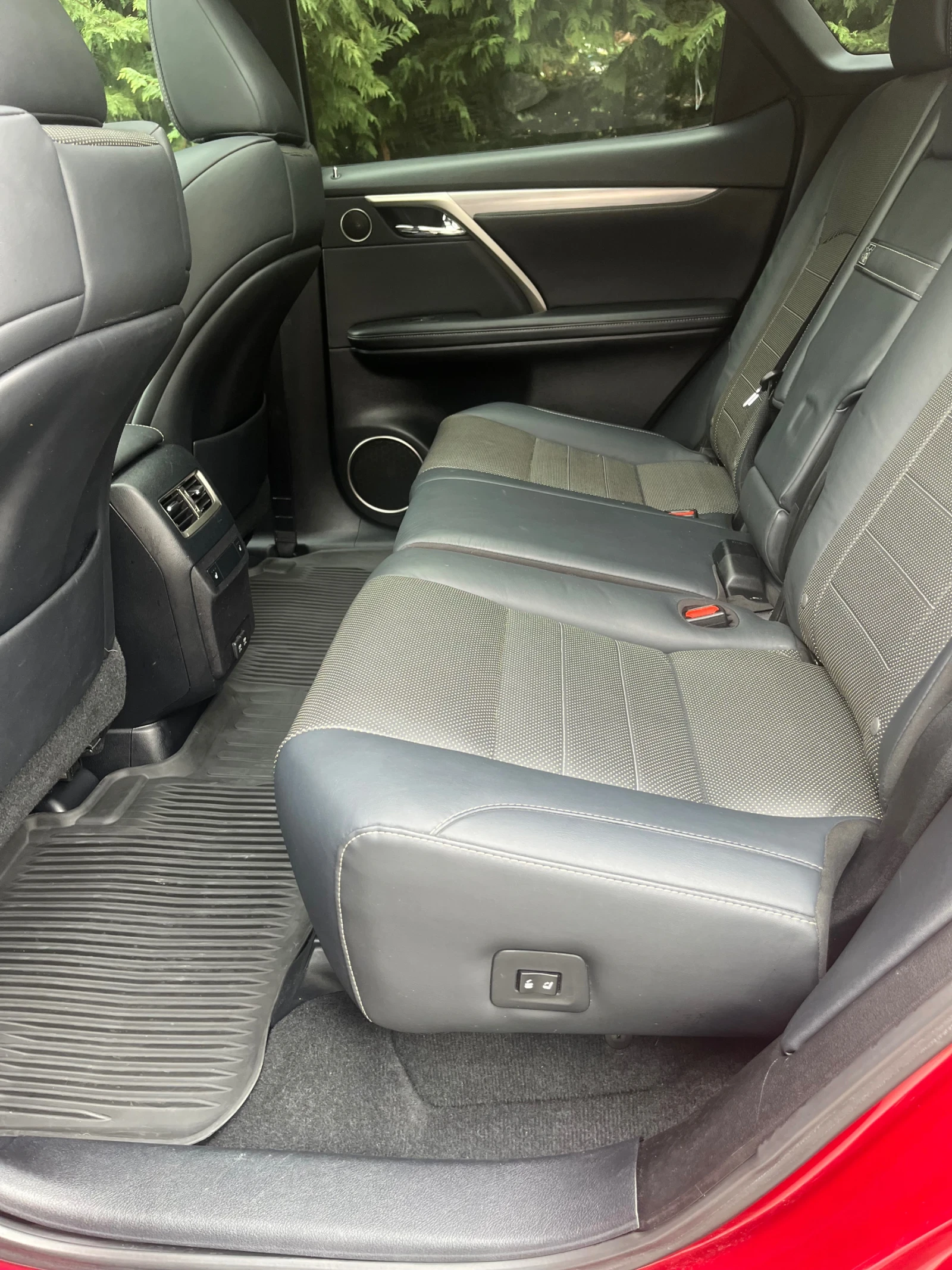 Lexus RX 450h FACELIFT - F Sport, снимка 10 - Автомобили и джипове - 54046610