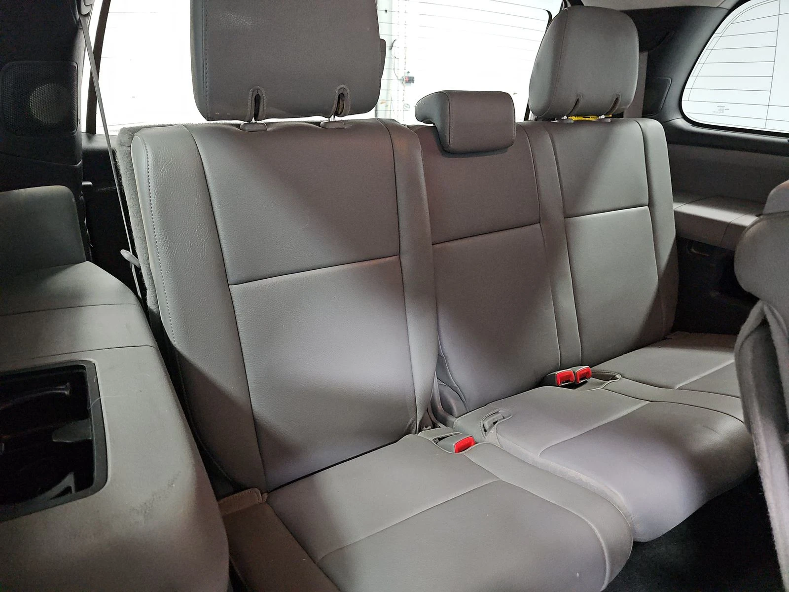 Toyota Sequoia 5.7* V8* �������* ������* ������*  | Mobile.bg � ����������� 13