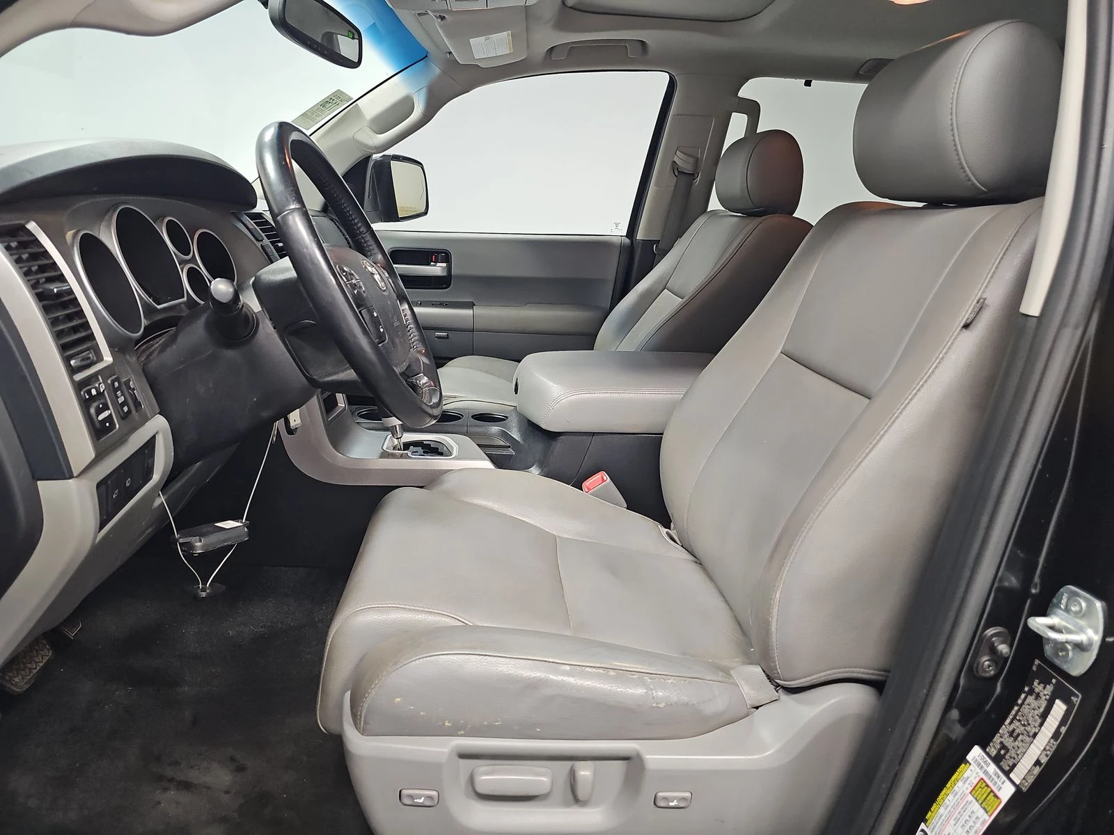 Toyota Sequoia 5.7* V8* �������* ������* ������*  | Mobile.bg � ����������� 11