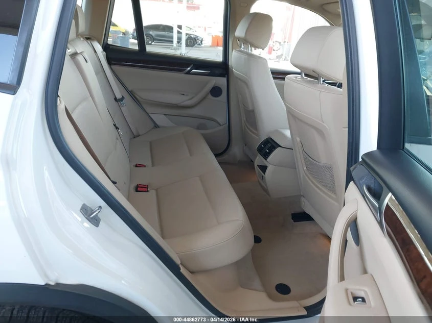 BMW X3 2.0l xDrive28I, снимка 8 - Автомобили и джипове - 54383743