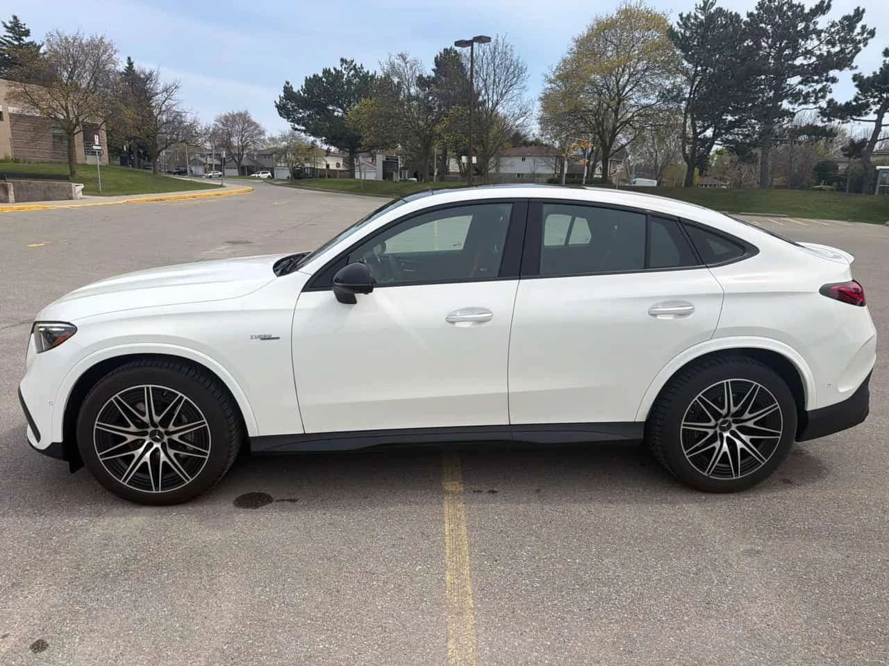 Mercedes-Benz GLC 43 AMG * CARFAX * HEAD UP * NIGHT PACKAGE * 2 КЛЮЧА, снимка 2 - Автомобили и джипове - 54459475