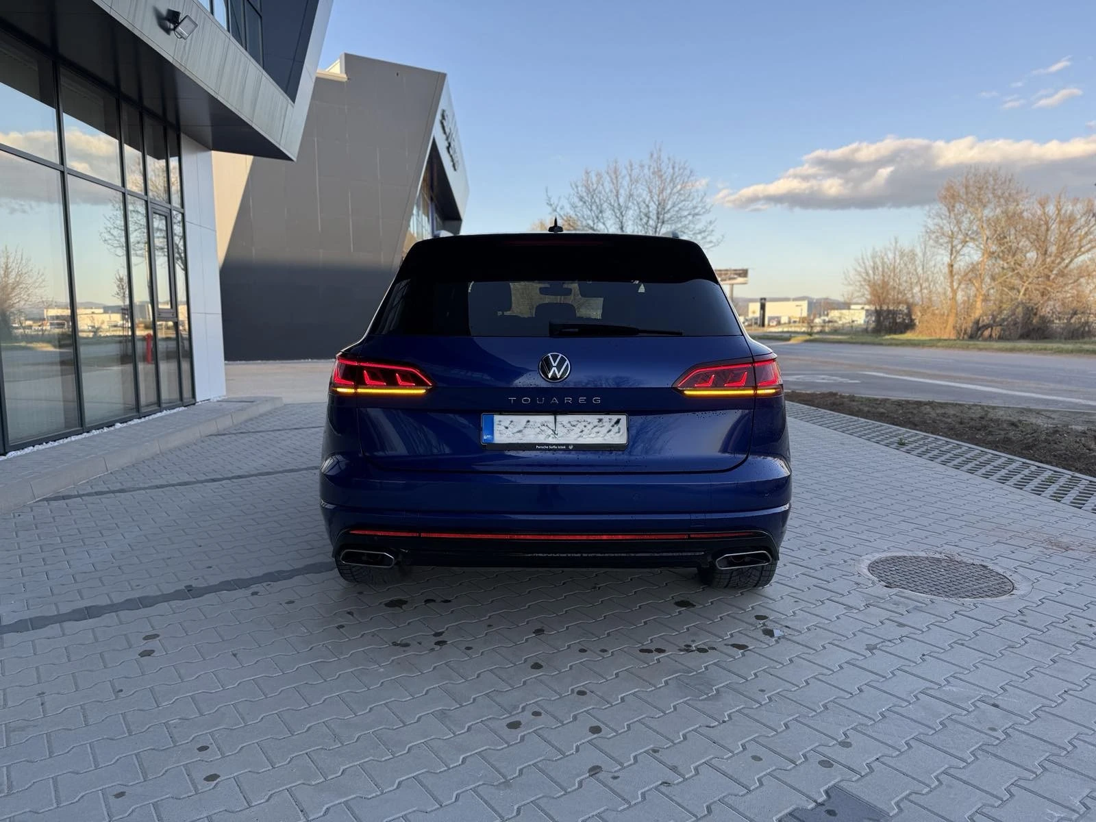 VW Touareg 3.0 TDI R-Line, снимка 5 - Автомобили и джипове - 55241870
