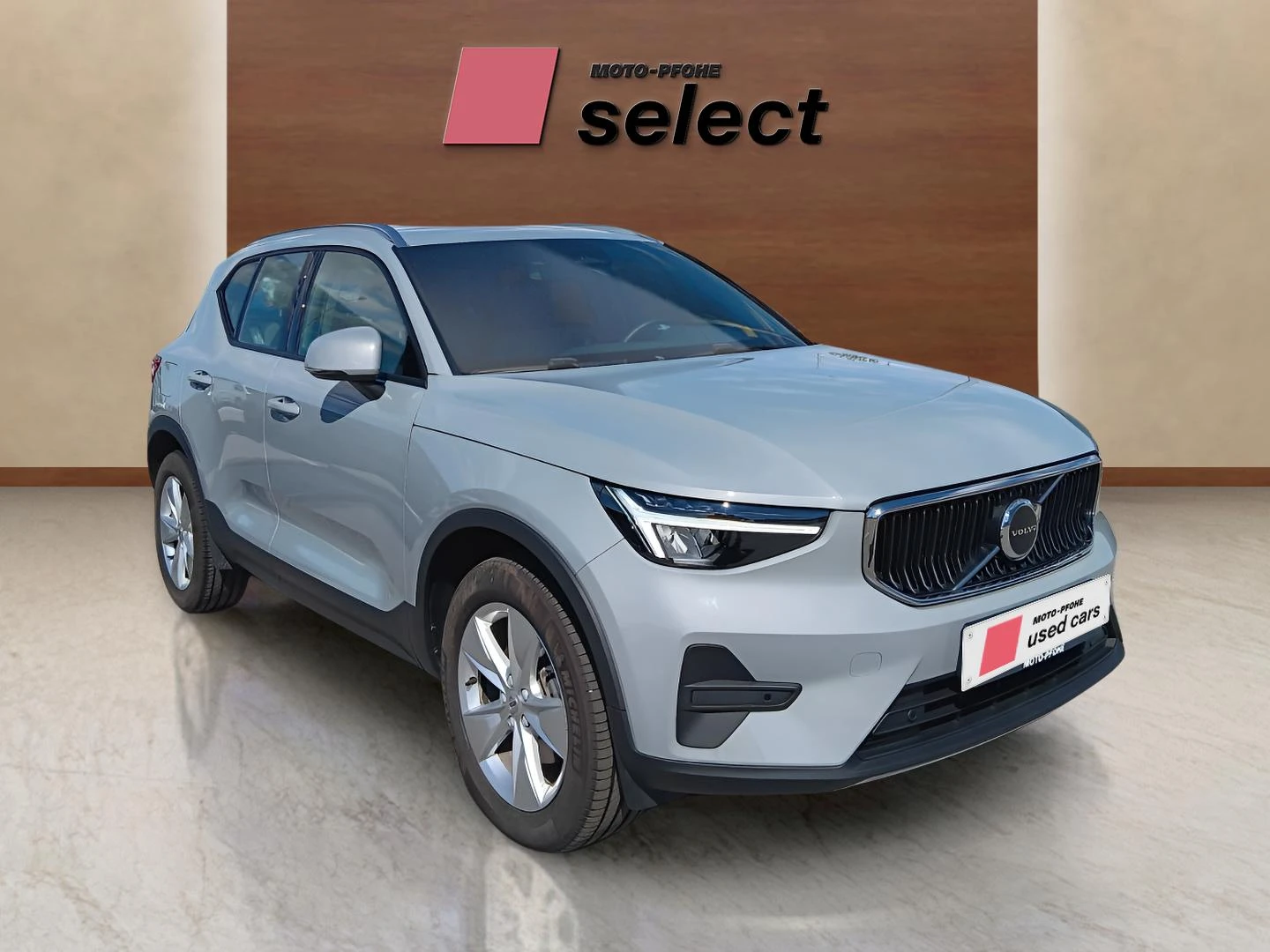 Volvo XC40 2.0L, снимка 3 - Автомобили и джипове - 56273958