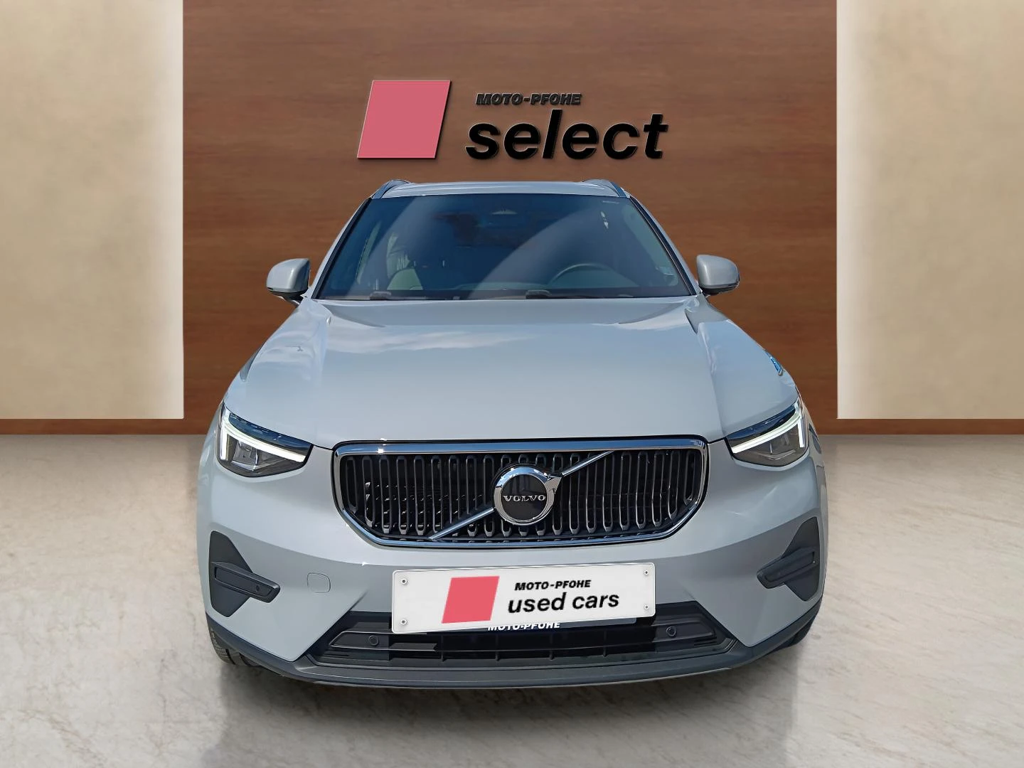 Volvo XC40 2.0L, снимка 2 - Автомобили и джипове - 56273958