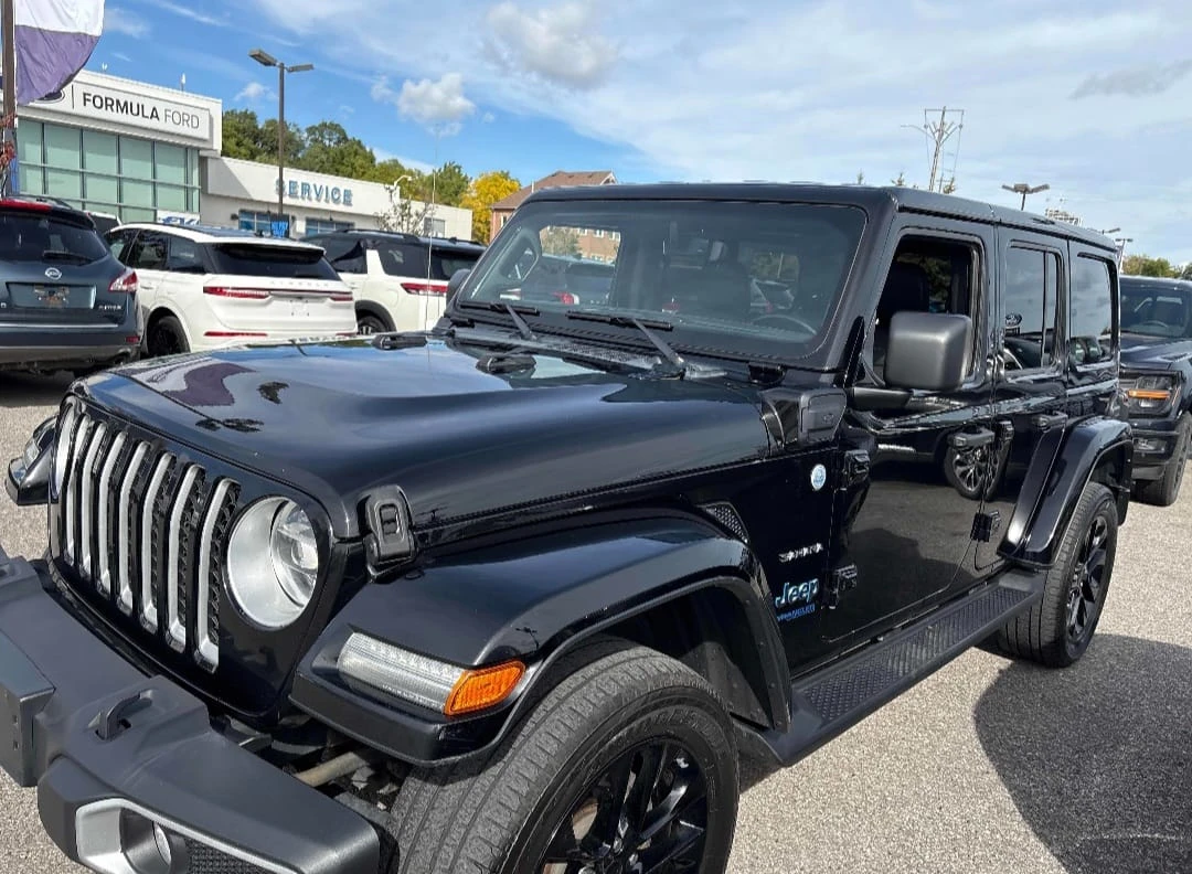 Jeep Wrangler Sahara