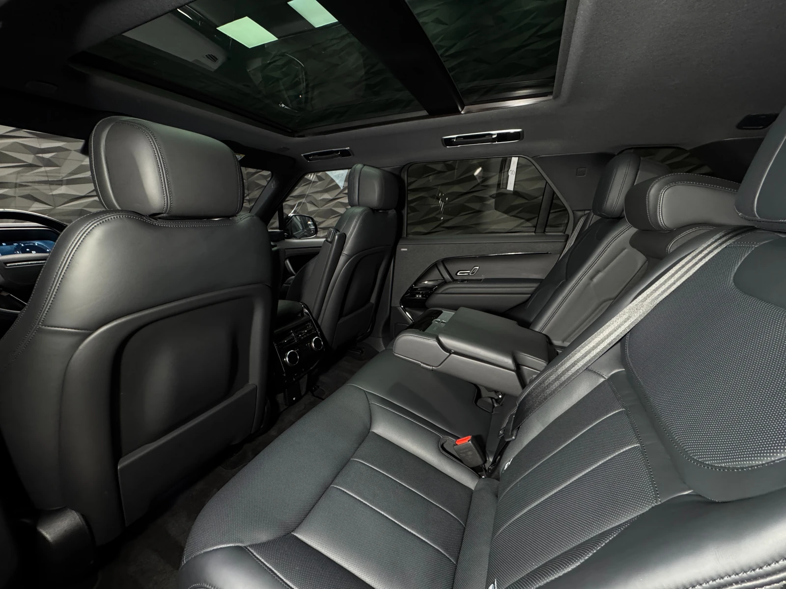 Land Rover Range rover Head Up* 360* Обдухване, снимка 8 - Автомобили и джипове - 56679724