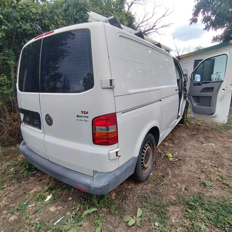 VW Transporter, снимка 17 - Бусове и автобуси - 47564892