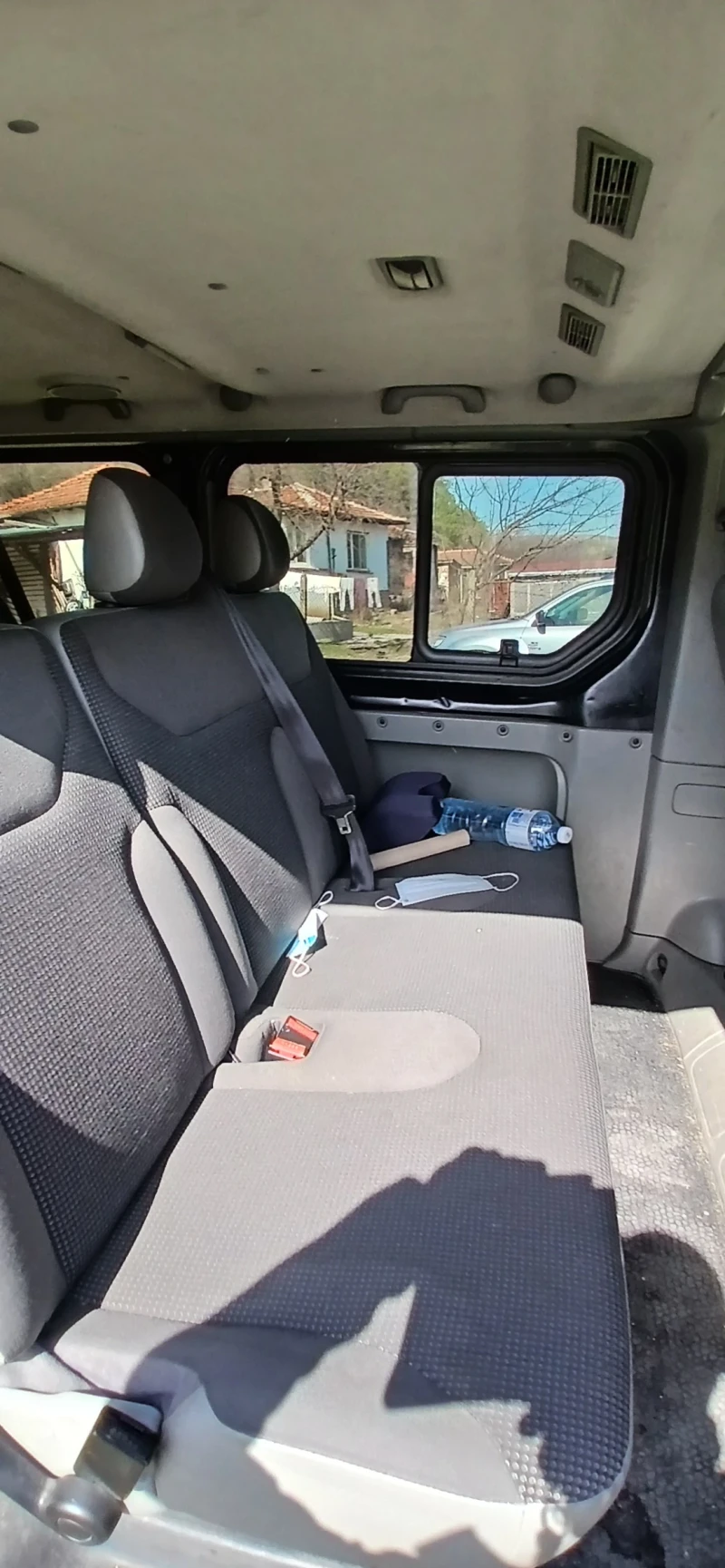 Opel Vivaro, снимка 9 - Бусове и автобуси - 52669429