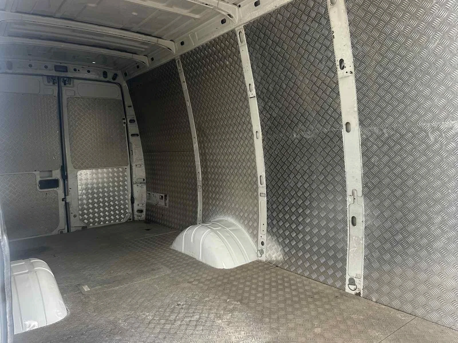 Iveco 35c15  - изображение 9