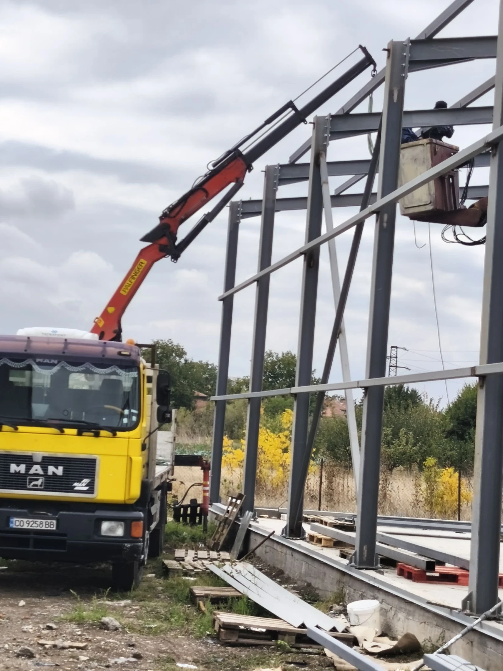 Man 26.402 | Mobile.bg   2