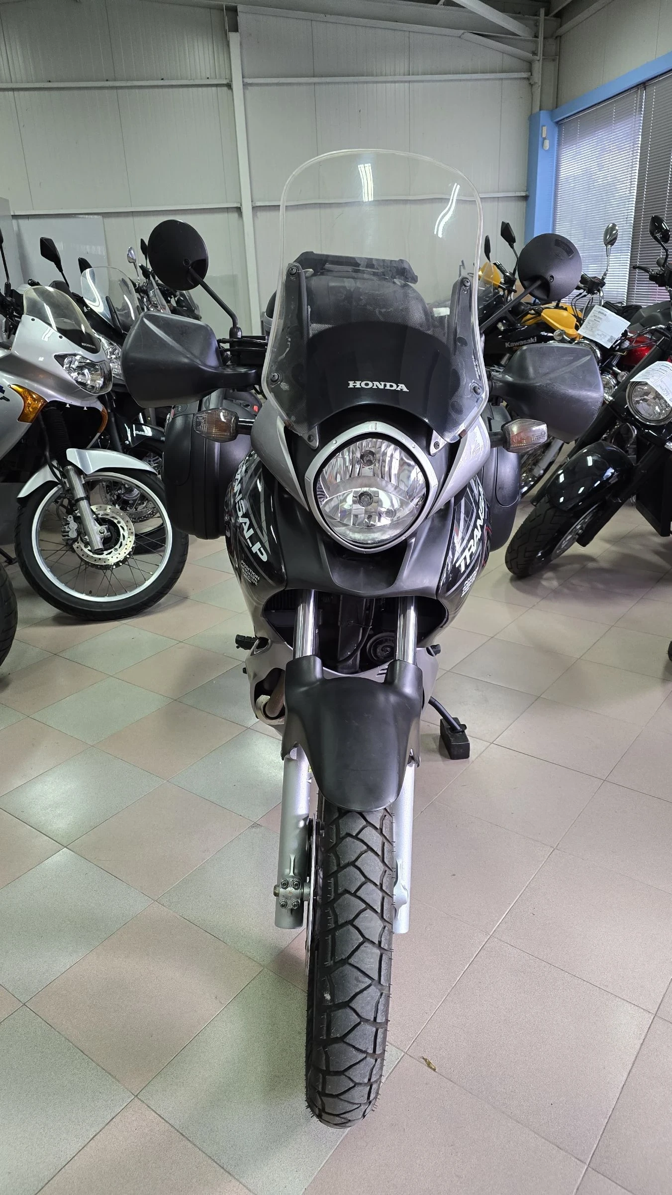 Honda Xlv 700 Transalp Лизинг !, снимка 2 - Мотоциклети и мототехника - 54783283