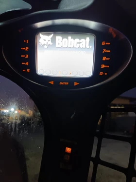 Мини челни товарачи Bobcat S460-79ЧАСА-УНИКАТ, снимка 4