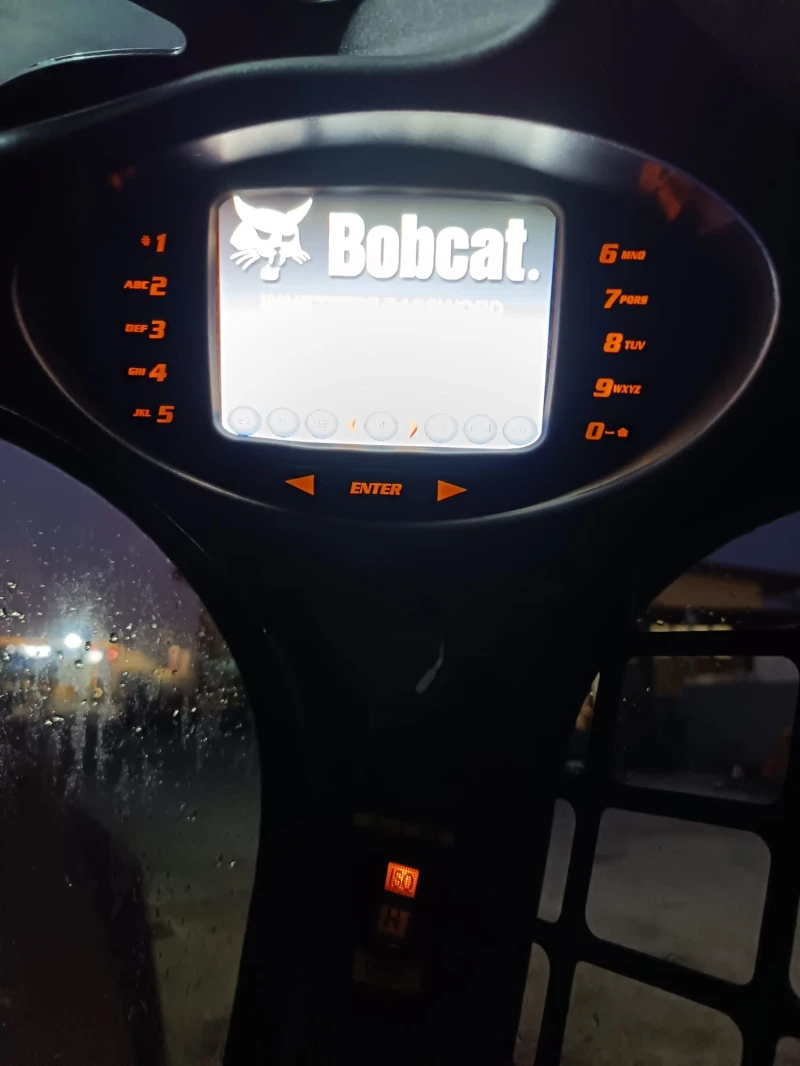 Мини челни товарачи Bobcat S460-79ЧАСА-УНИКАТ, снимка 4 - Индустриална техника - 52744038