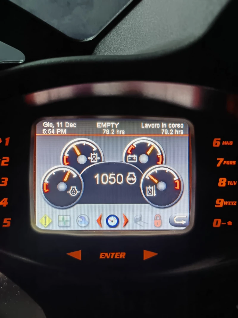 Мини челни товарачи Bobcat S460-79ЧАСА-УНИКАТ, снимка 5 - Индустриална техника - 52744038