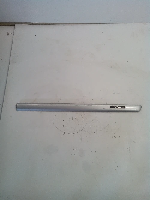 Предна дясна външна лайсна за Мерцедес Вито