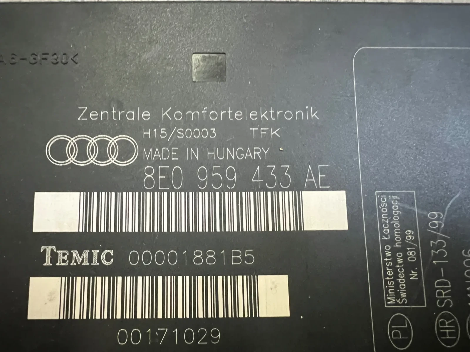 8E0959433AE   AUDI A4 8E0 959 433 AE  | Mobile.bg   2