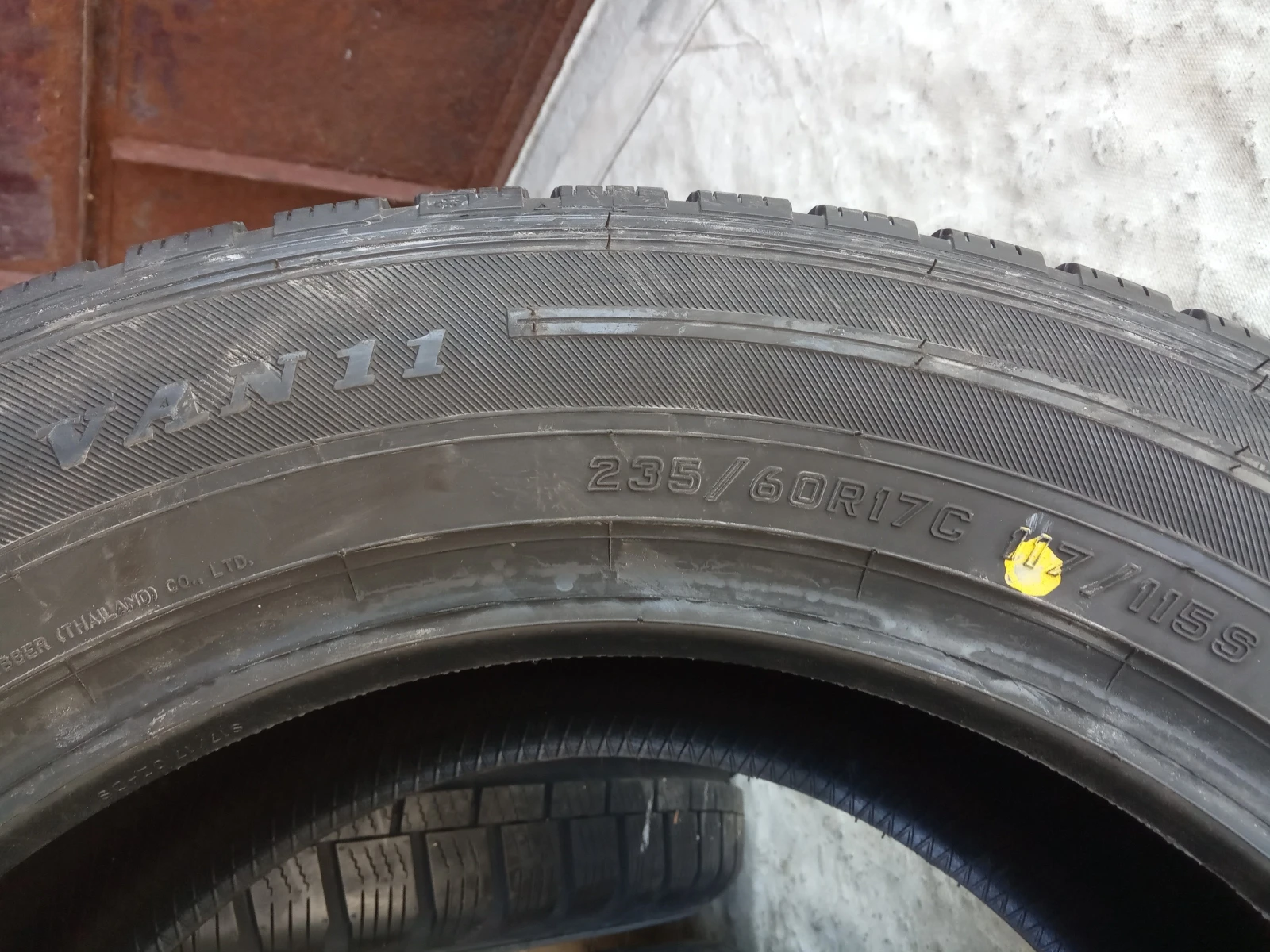  235/60R17 | Mobile.bg   8