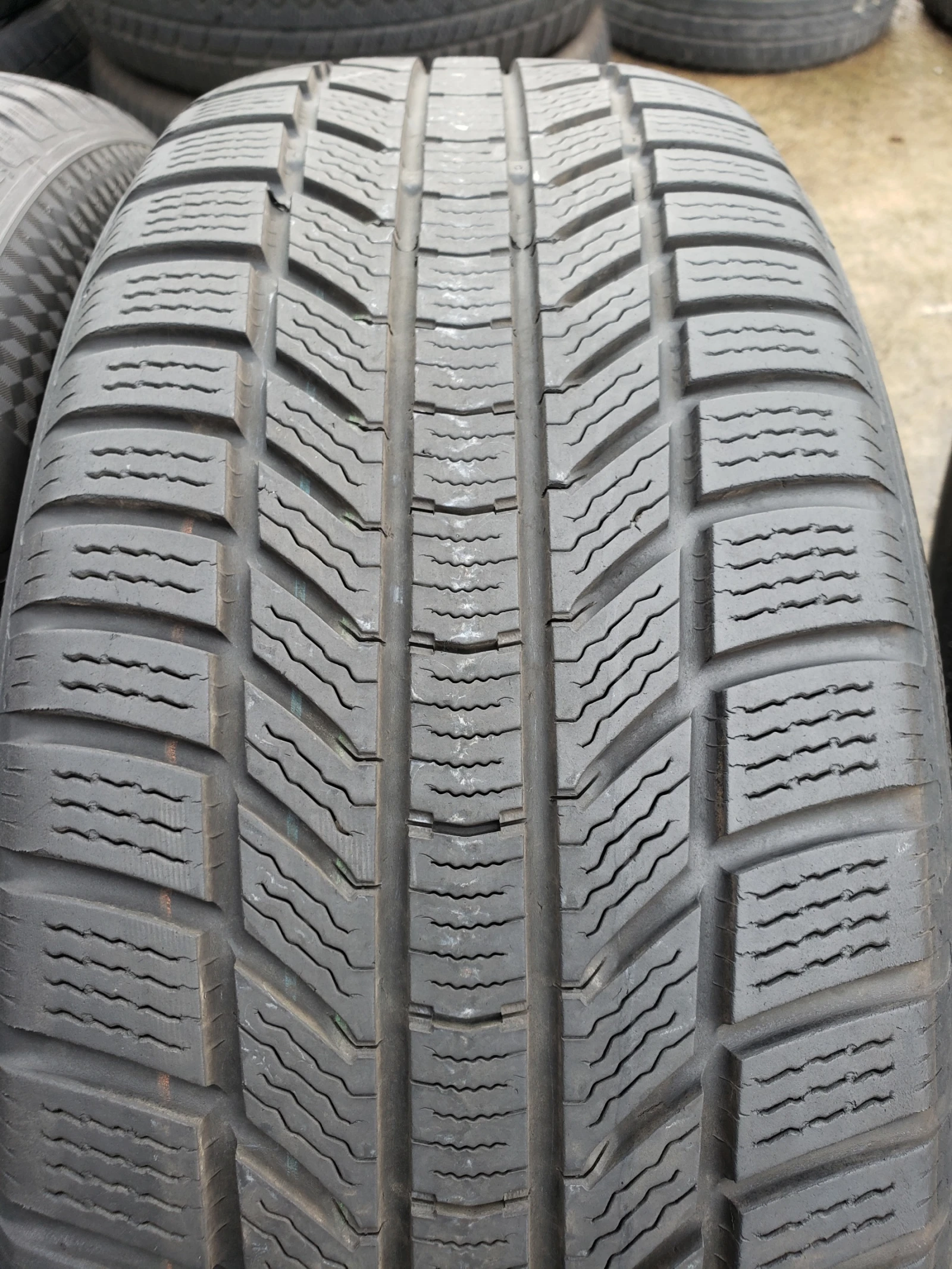  215/55R17 | Mobile.bg   1