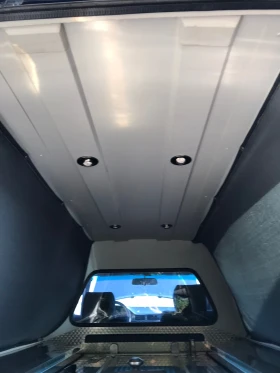 Mercedes-Benz 124, снимка 5