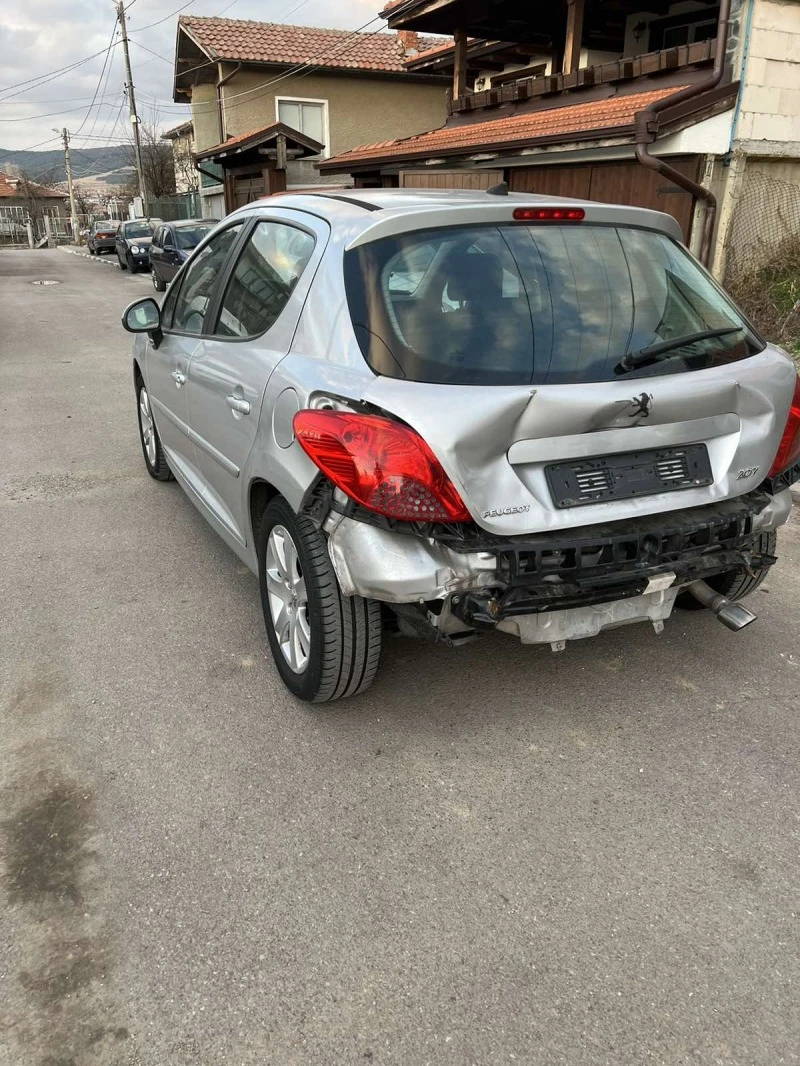 Peugeot 207 1.6HDI-90кс, снимка 8 - Автомобили и джипове - 40044528