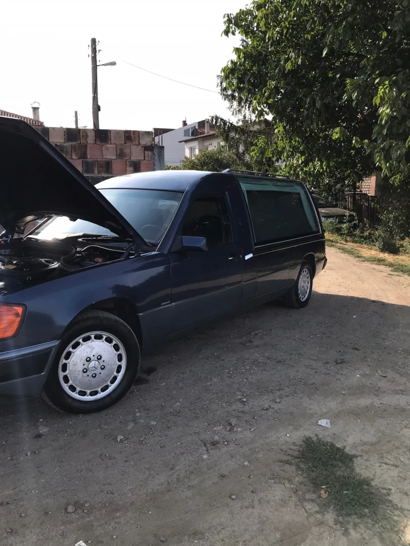 Mercedes-Benz 124, снимка 7 - Автомобили и джипове - 47194613