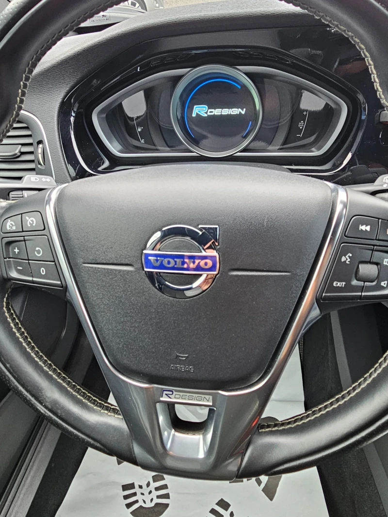 Volvo V40 Sport 200 - Heico + R Design, снимка 16 - Автомобили и джипове - 48197400