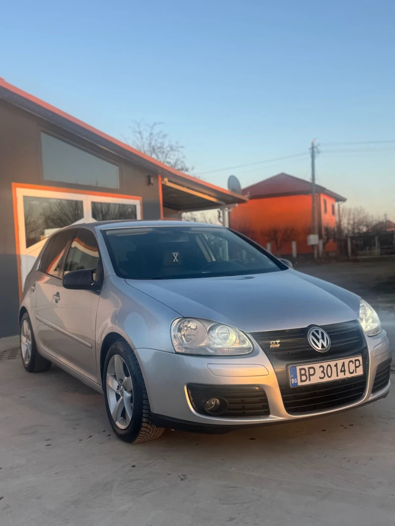 VW Golf 2.0tdi, снимка 1 - Автомобили и джипове - 48742281