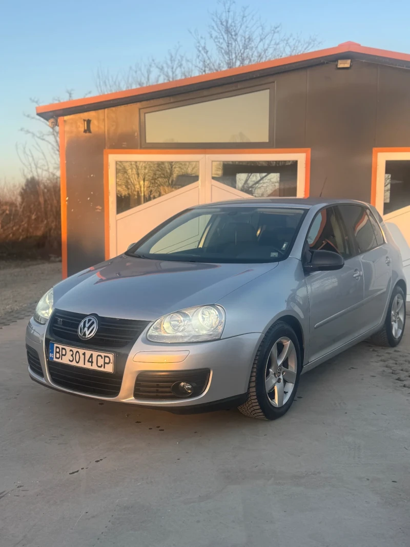 VW Golf 2.0tdi, снимка 2 - Автомобили и джипове - 48742281