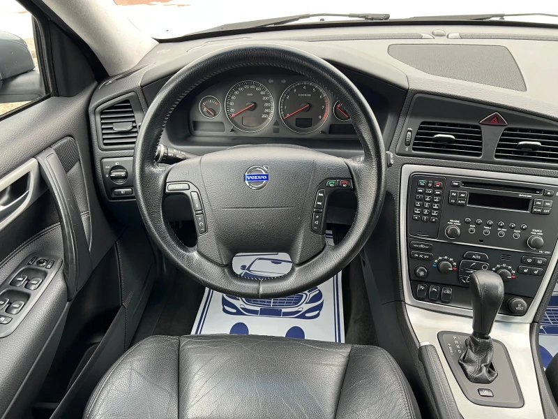 Volvo V70 2.5Т* АВТОМАТИК* КОЖА* , снимка 13 - Автомобили и джипове - 48770915