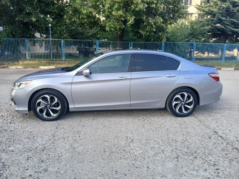 Honda Accord V6 3.5 бензин, снимка 3 - Автомобили и джипове - 52678353
