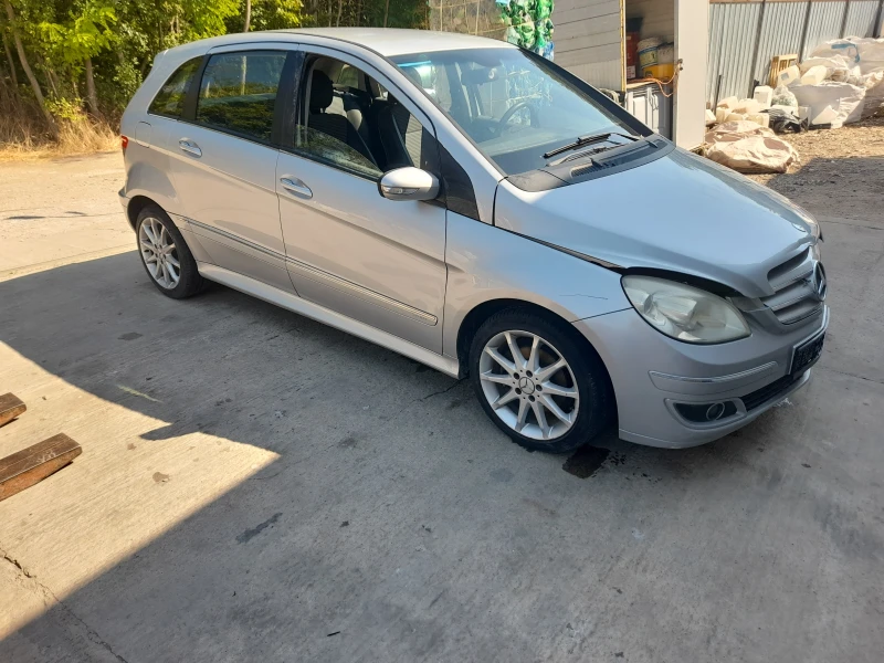 Mercedes-Benz B 180 1.8 cdi, снимка 2 - Автомобили и джипове - 51718730