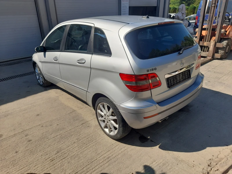 Mercedes-Benz B 180 1.8 cdi, снимка 3 - Автомобили и джипове - 51718730