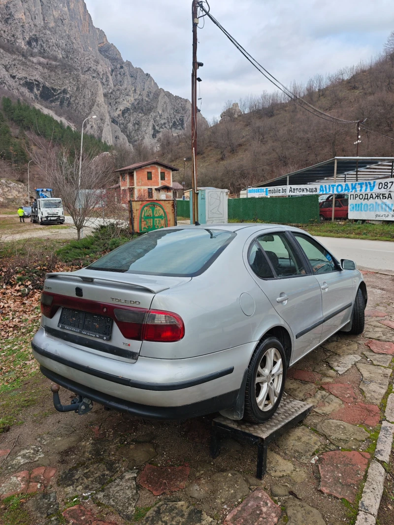 Seat Toledo 1.9TDI НОВ ВНОС, снимка 3 - Автомобили и джипове - 52639215