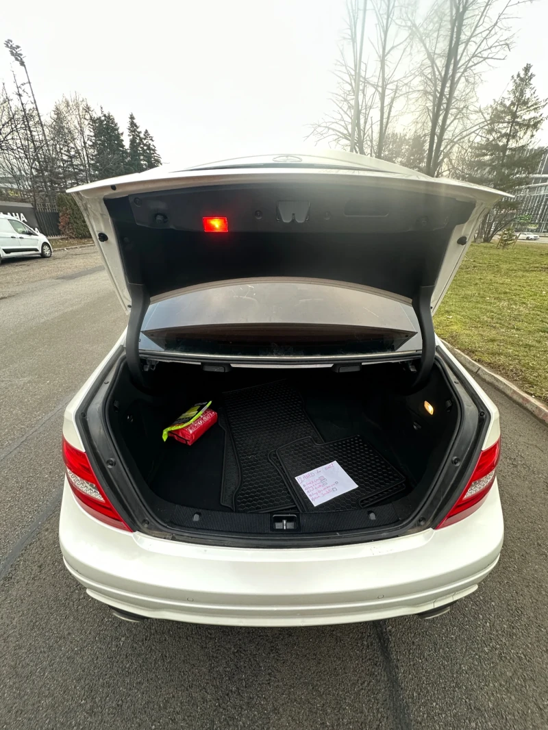 Mercedes-Benz 350 C350, снимка 11 - Автомобили и джипове - 53238283