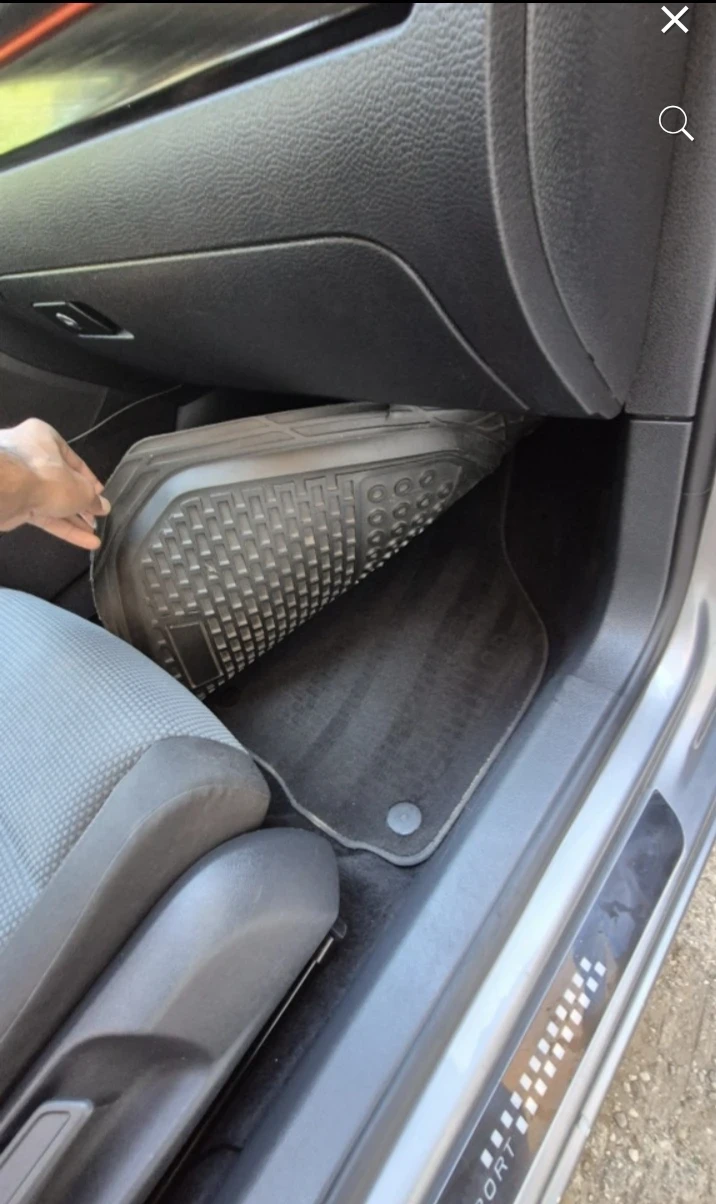 VW Golf VW Golf 6 - 2.0 TDI (140hp) - DSG 6-степенна - R-L, снимка 5 - Автомобили и джипове - 53578500