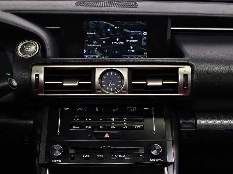 Lexus IS 250 F-Sport XE30, снимка 6 - Автомобили и джипове - 55526275