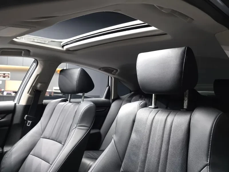 Honda Accord 2.0 Hybrid - САМО 30% АВАНС!, снимка 17 - Автомобили и джипове - 55660046