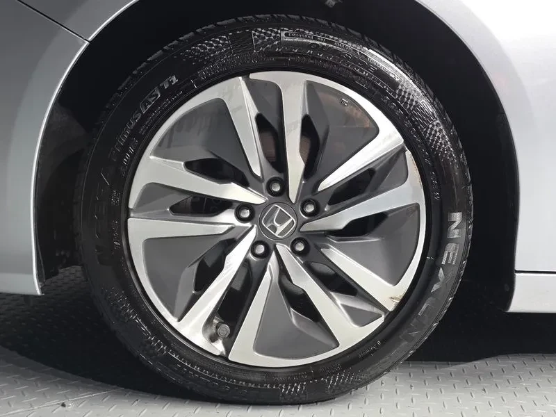Honda Accord 2.0 Hybrid - САМО 30% АВАНС!, снимка 5 - Автомобили и джипове - 55660046