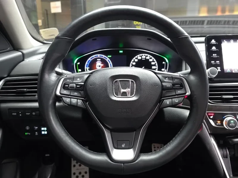 Honda Accord 2.0 Hybrid - САМО 30% АВАНС!, снимка 13 - Автомобили и джипове - 55660046
