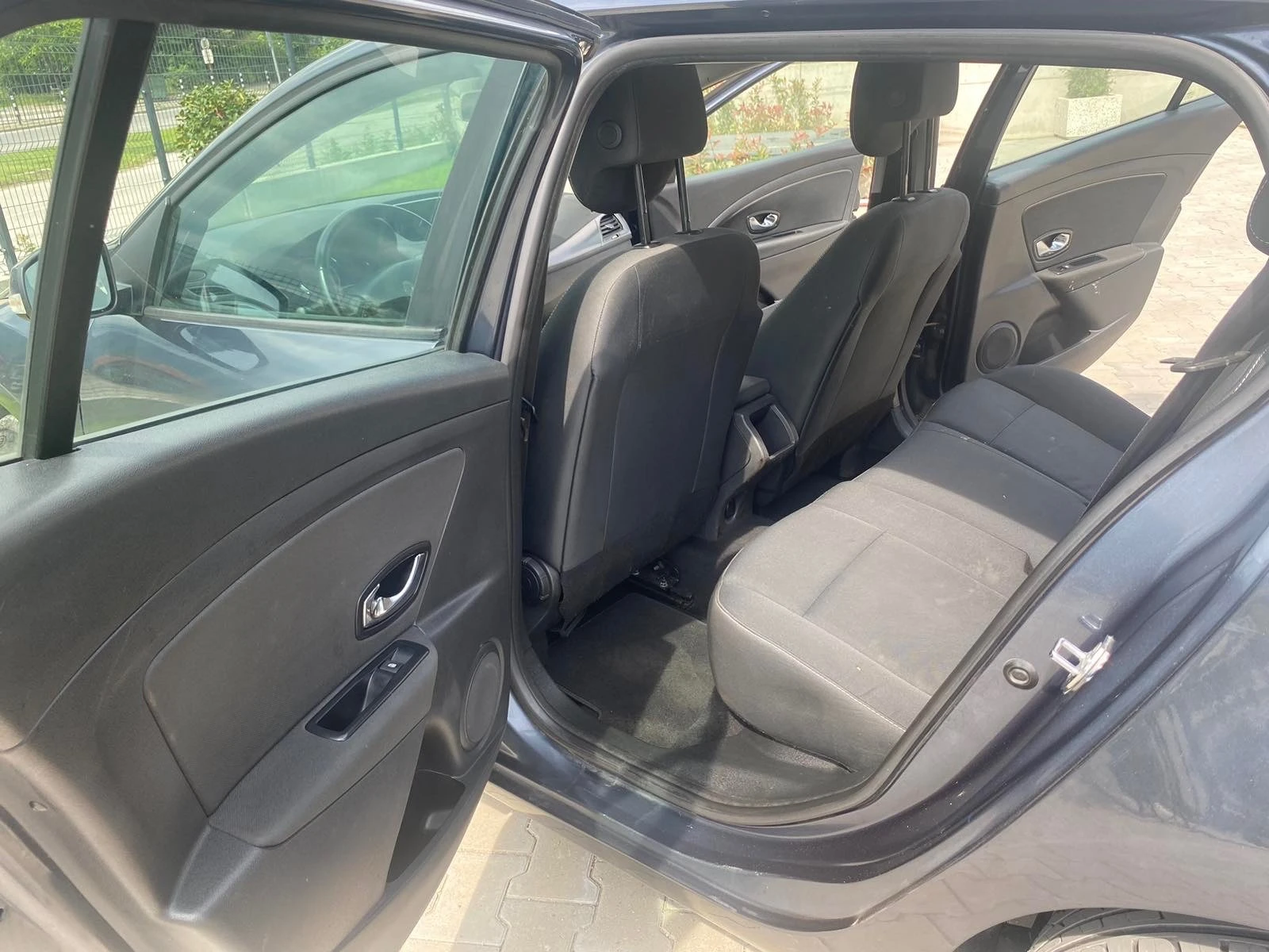 Renault Megane | Mobile.bg   13