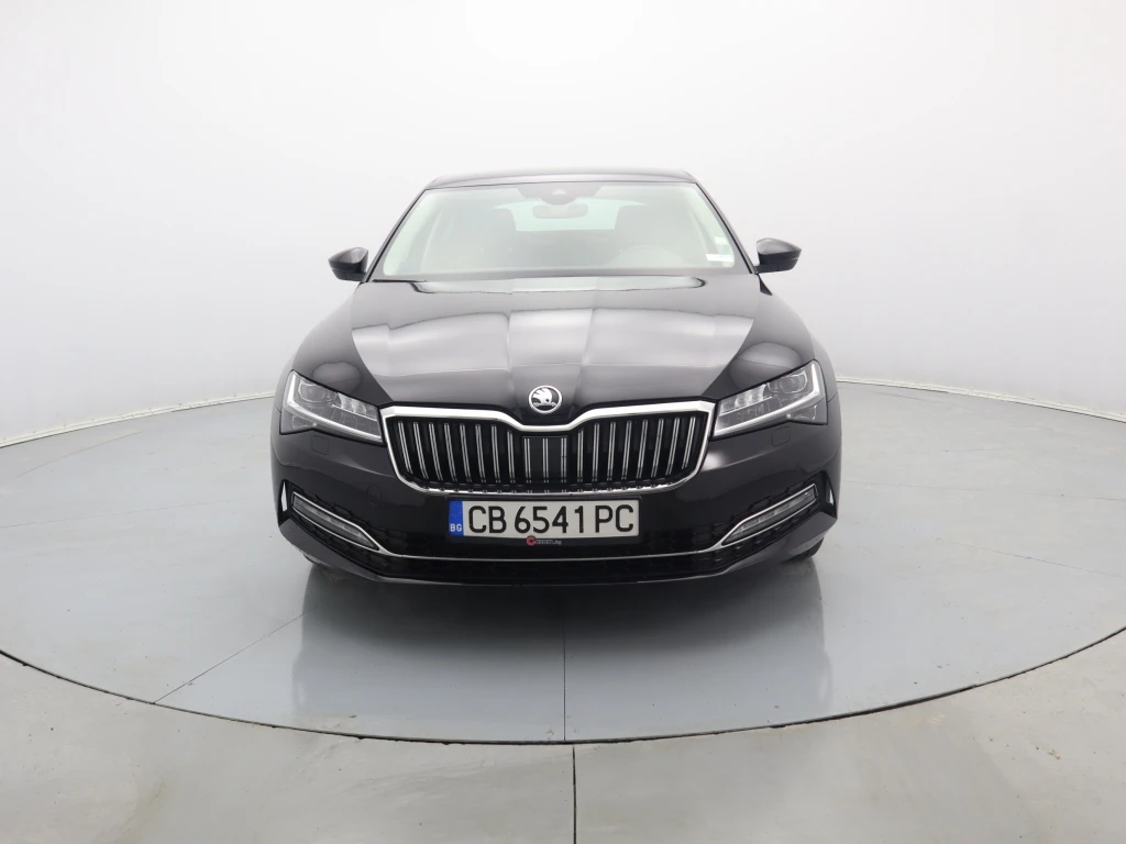 Skoda Superb  - изображение 2