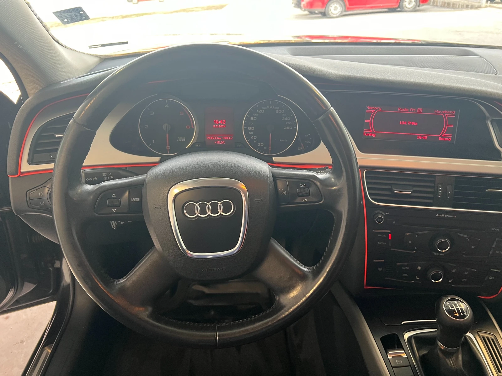 Audi A4 2.0 TDI  - изображение 9