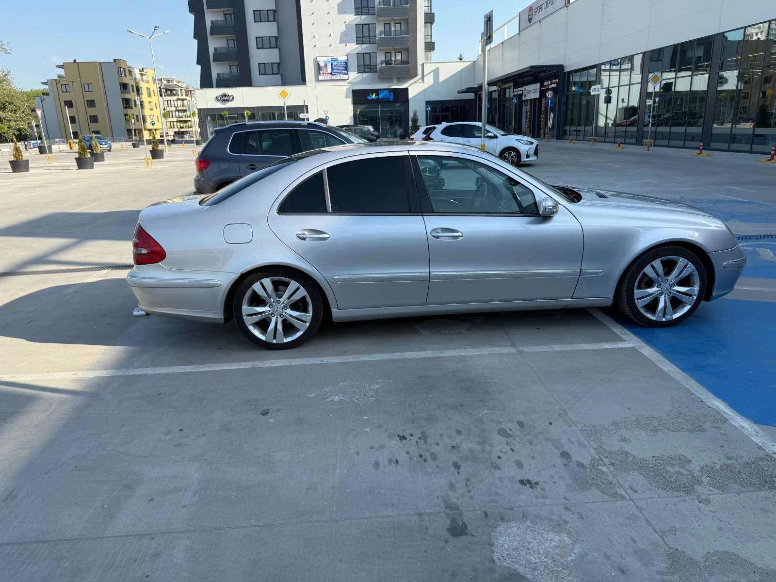 Mercedes-Benz E 270 2.7 CDI - изображение 3