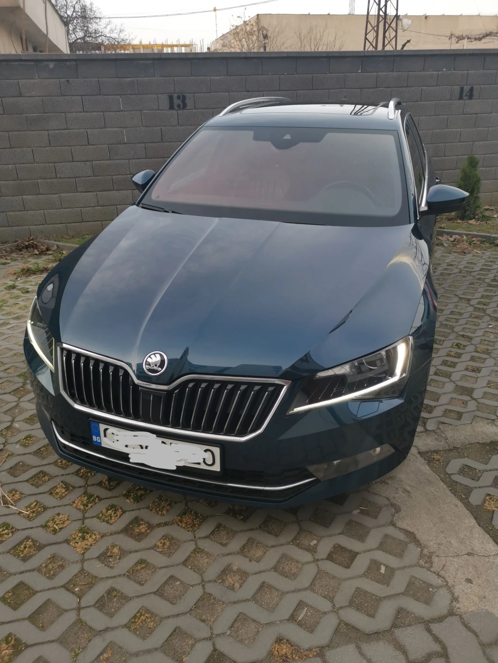 Skoda Superb  - изображение 2