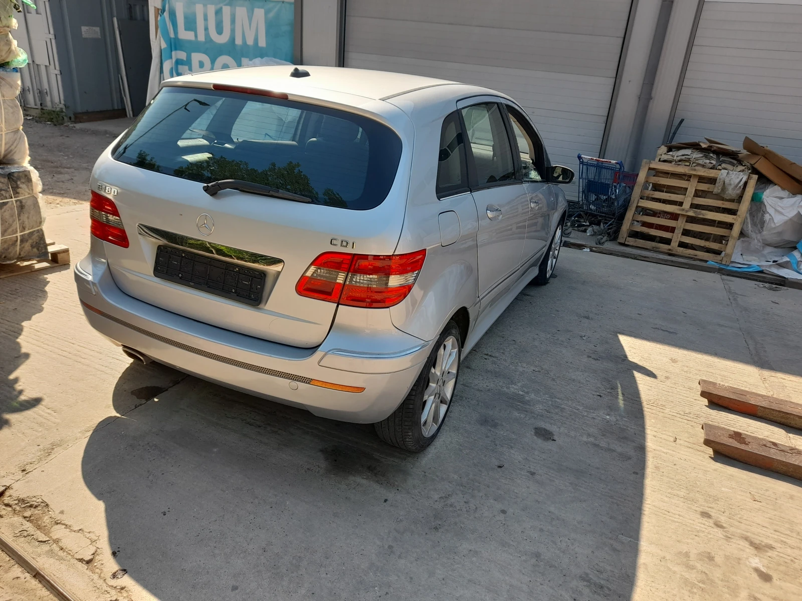 Mercedes-Benz B 180 1.8 cdi - изображение 4