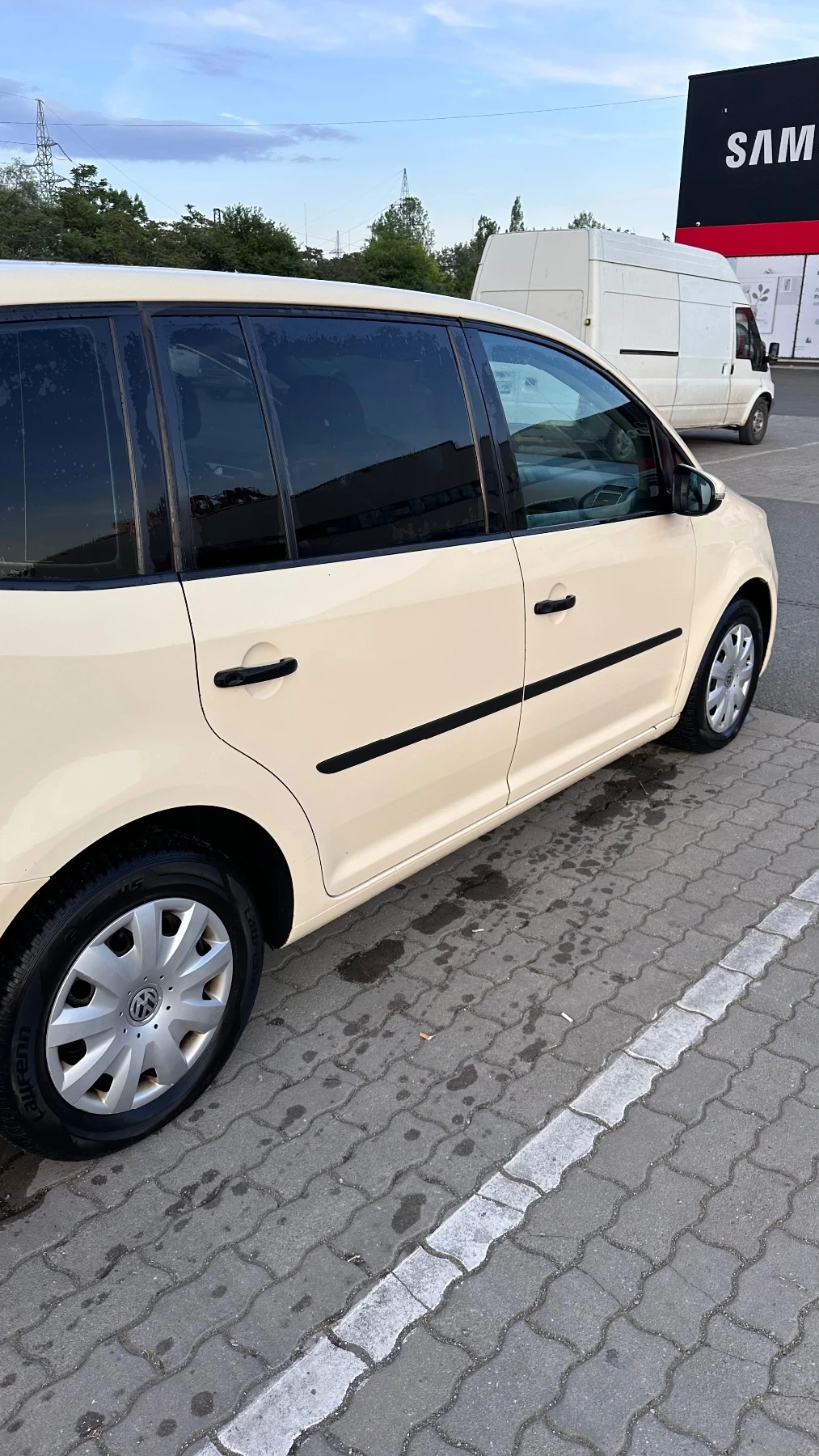 VW Touran 1.6TDI 7DSG - изображение 7