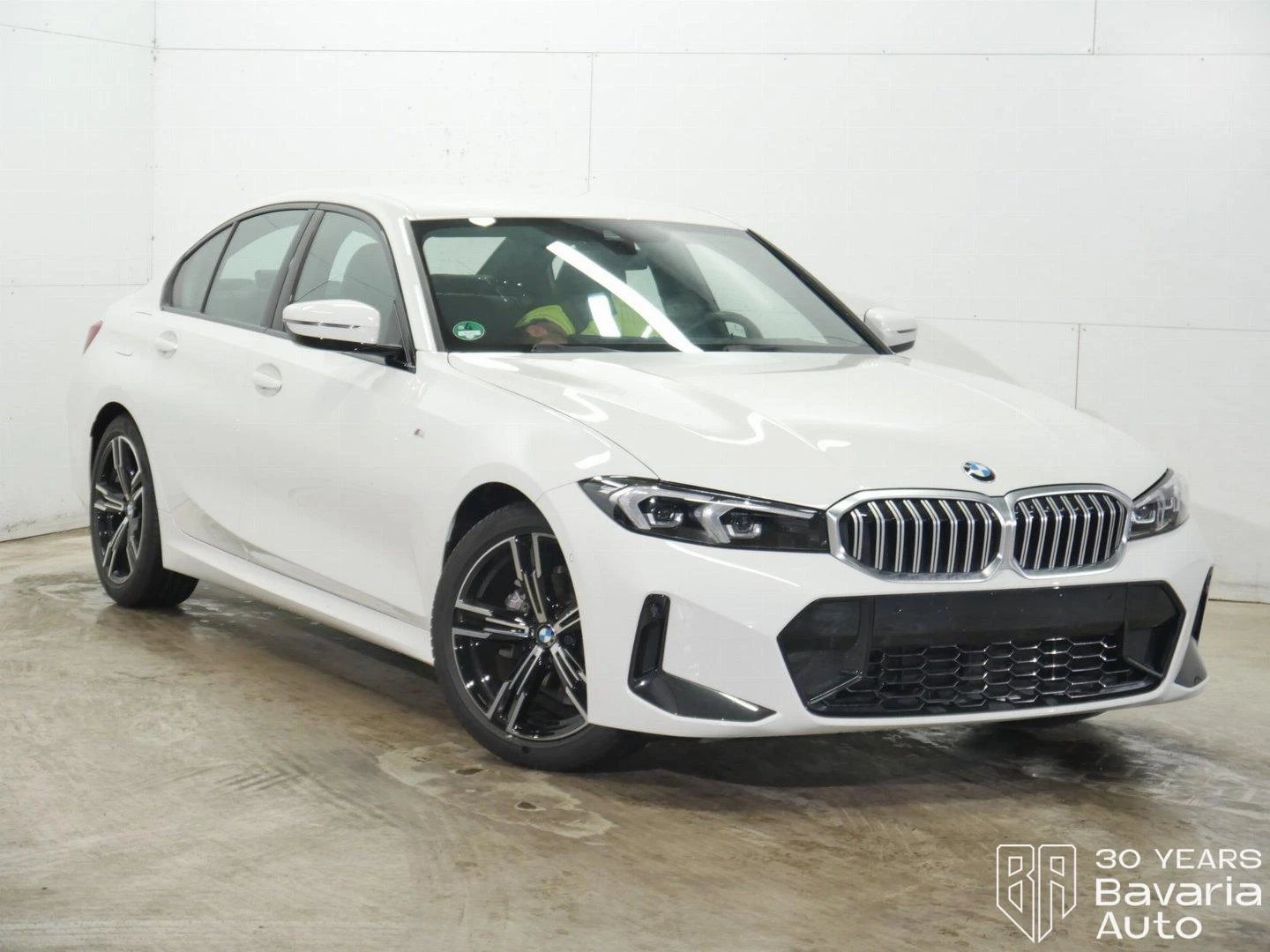 BMW 318 d M Sport Paket Steptronic - изображение 4