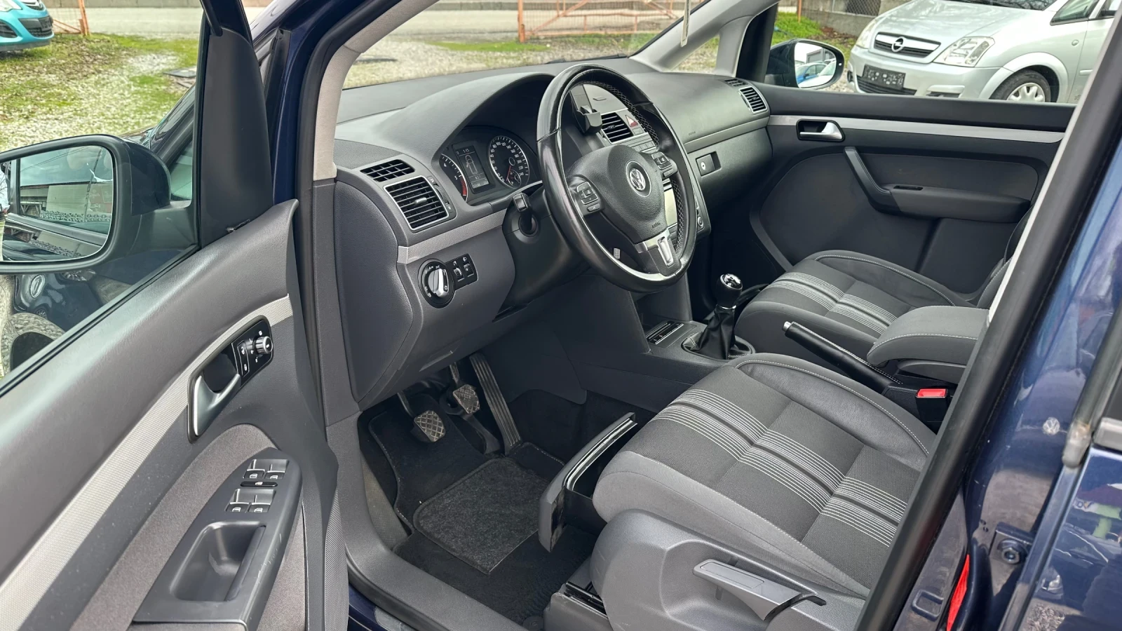 VW Touran 1.6TDI MATCH | Mobile.bg   8