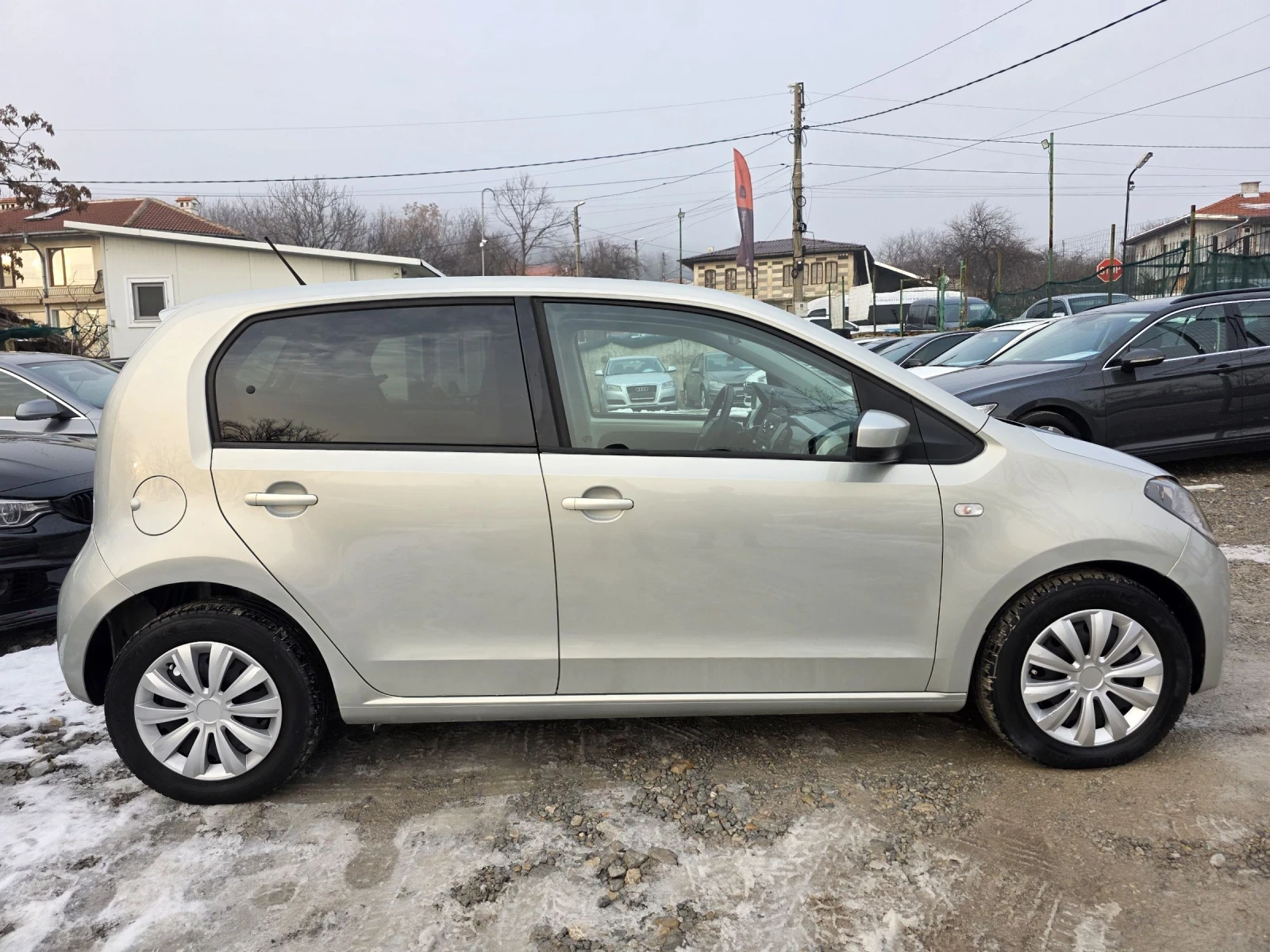 Seat Mii Chili 1.0 i 75 К.С. НАВИ / ПАРКТРОНИК / ТЕМПОМАТ  - изображение 6